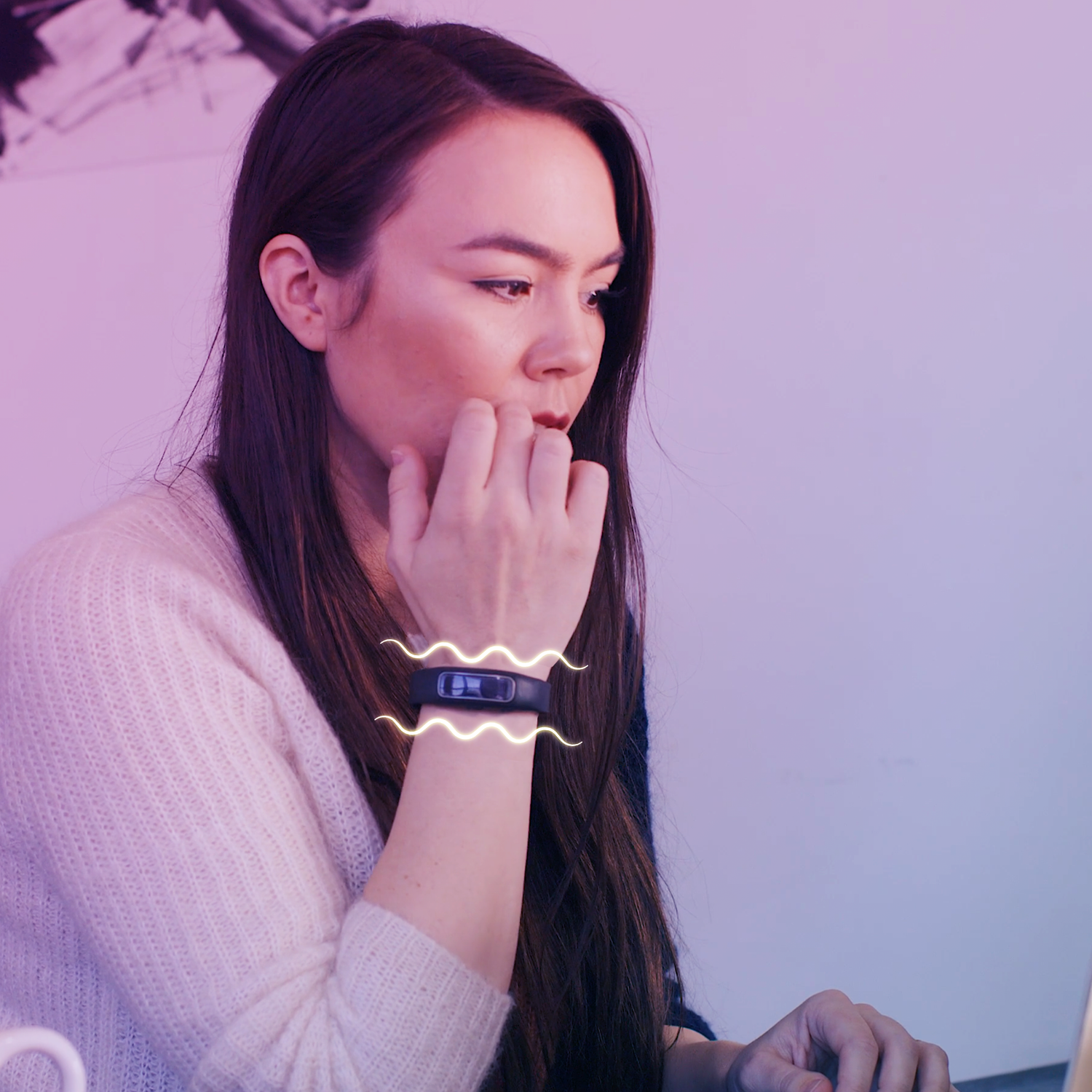 A Smart Bracelet for Trichotillomania Treatment- HabitAware